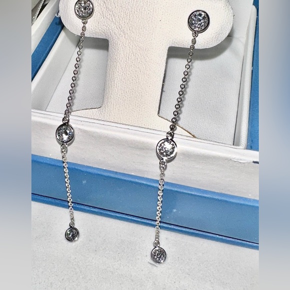 Tiffany & Co .30tcw in Platinum (PT950) Diamond by the Yard Like NEW! - Picture 10 of 16